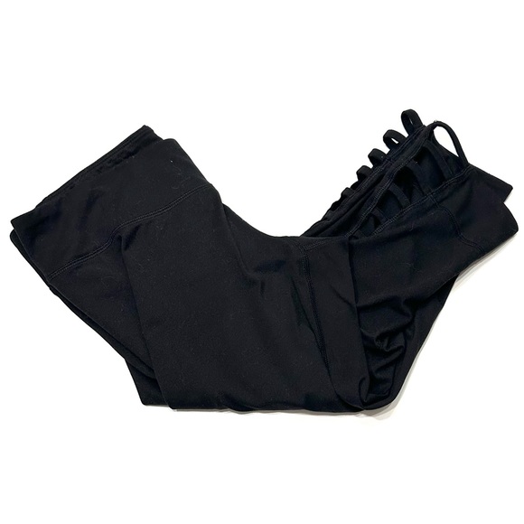 Target Champion Duo Dry Capri Leggings - Picture 2 of 7